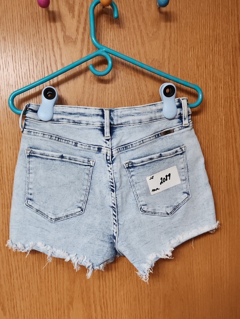 KanCan Light Blue High-Rise Frayed Denim Shorts womens 28 number 2089